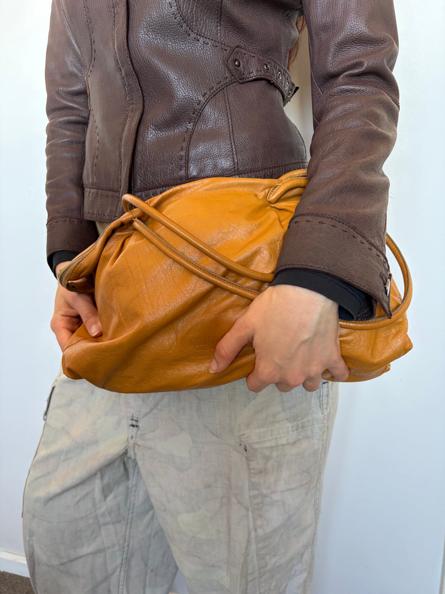 no 2519 / MIU MIU