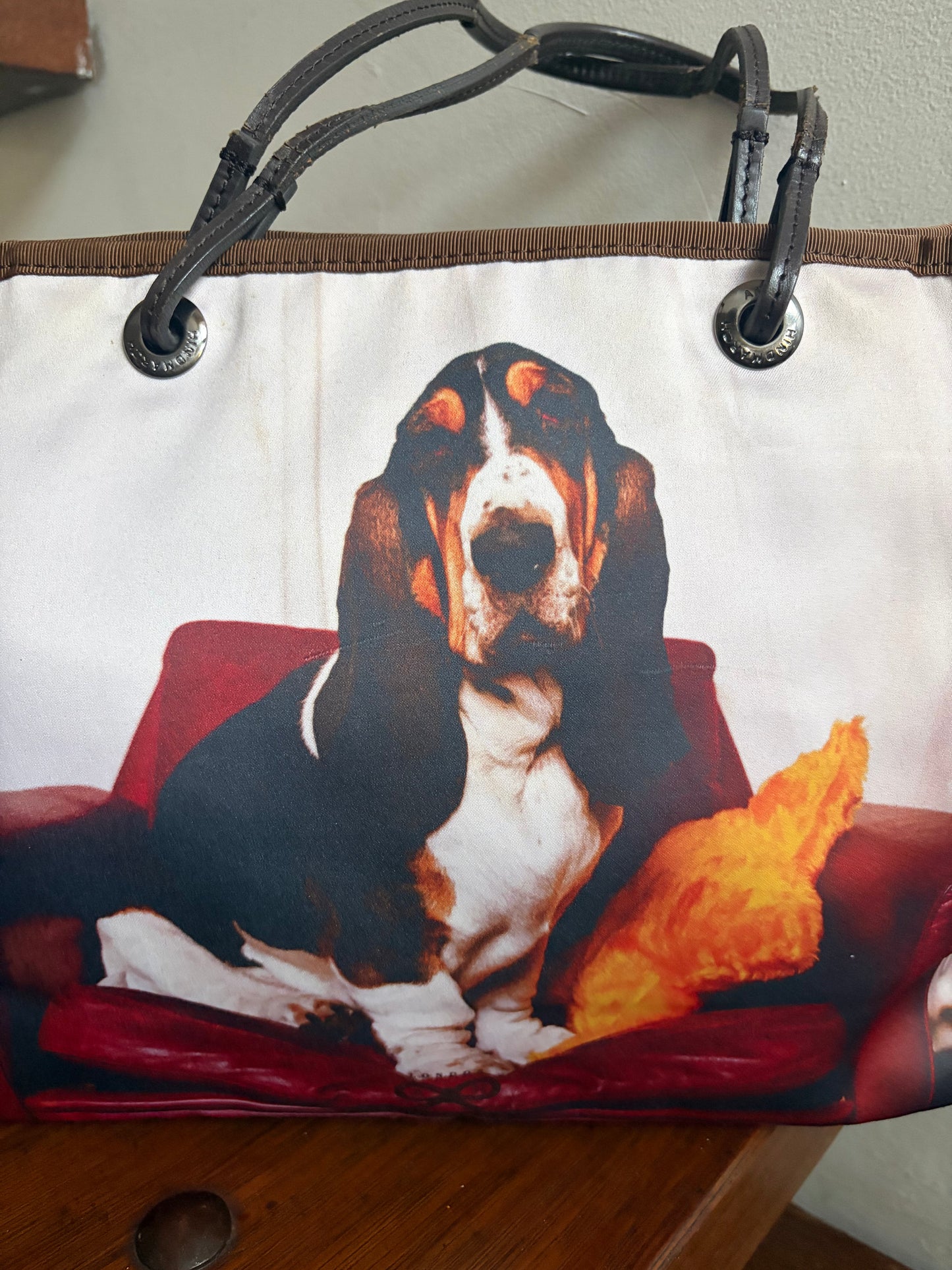 no 3190 / ANYA HINDMARCH BASSET HOUND