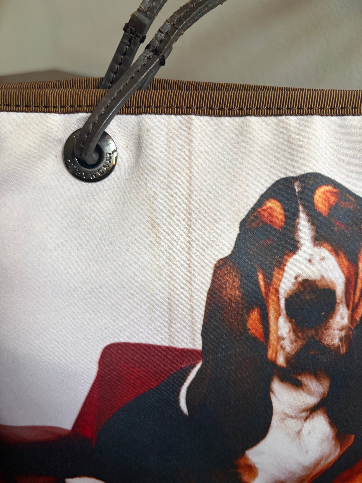 no 3190 / ANYA HINDMARCH BASSET HOUND