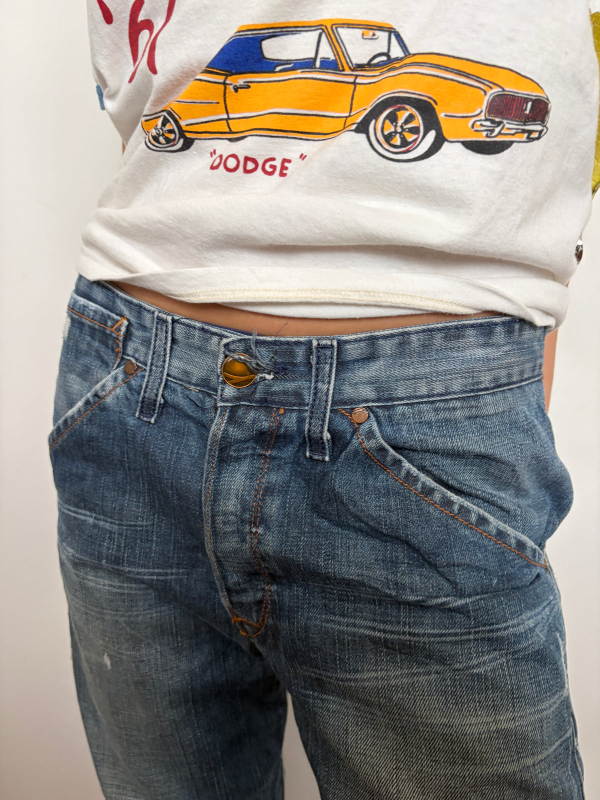 no 3397 / BOOTLEGGERS FORD TEE