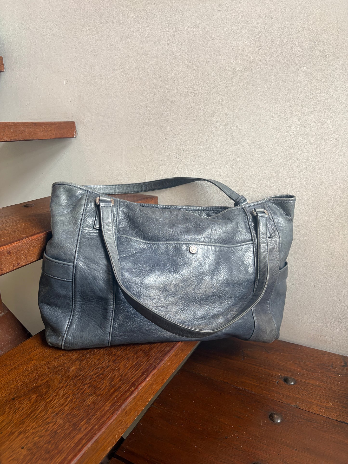 no 3230 / WEEKENDER