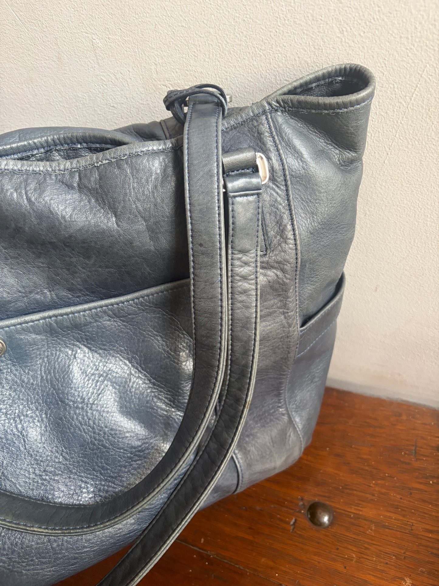 no 3230 / WEEKENDER