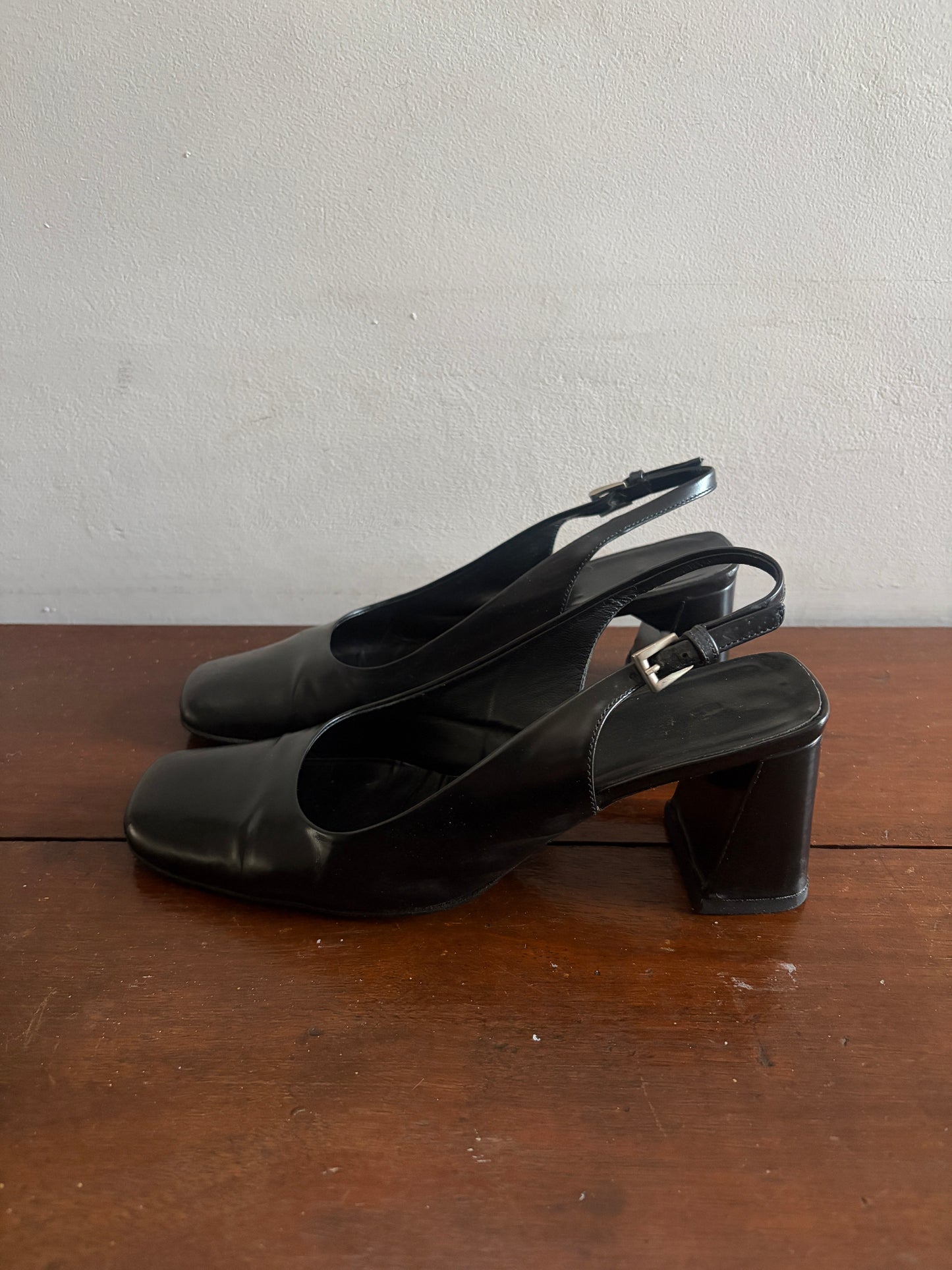no 3239 / PRADA 37.5