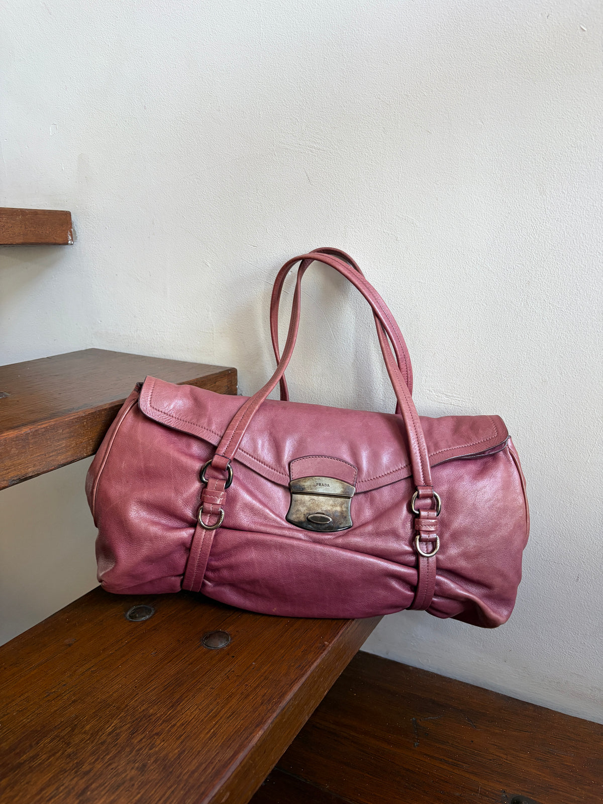 no 3208 / PRADA