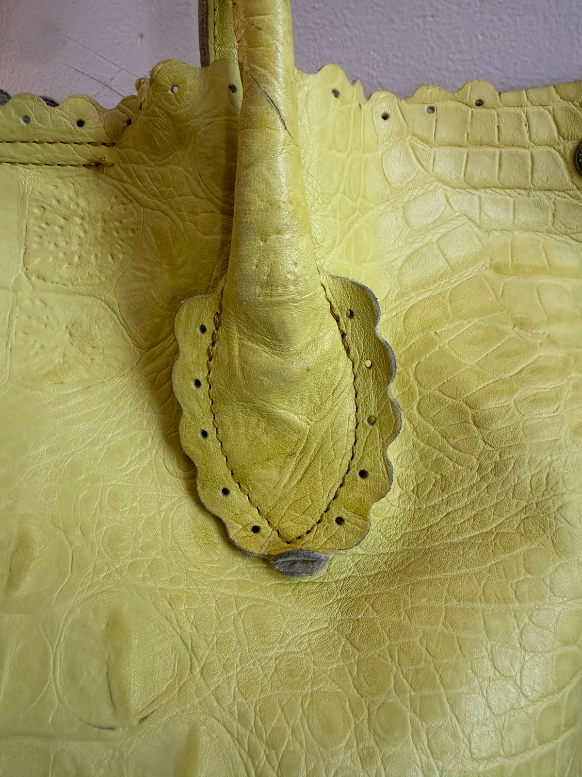 no 3369 / FURLA YELLOW