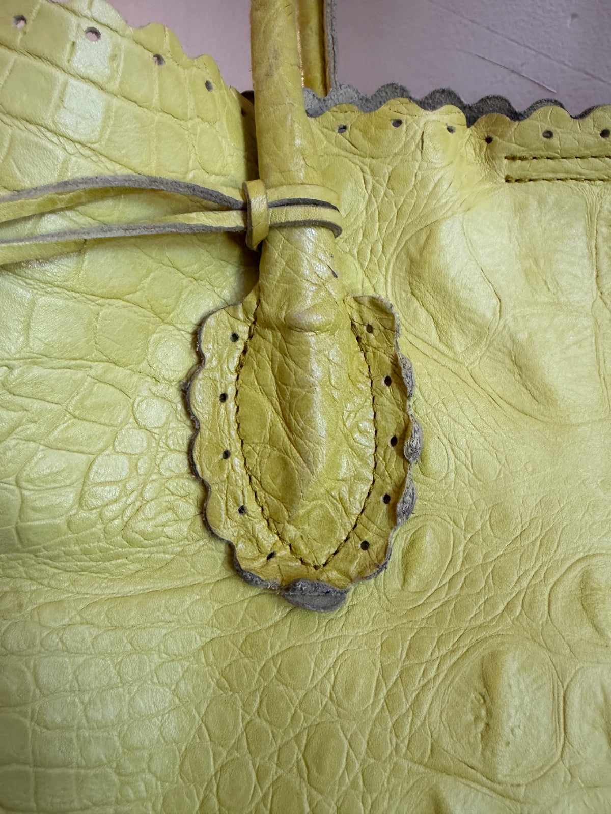no 3369 / FURLA YELLOW