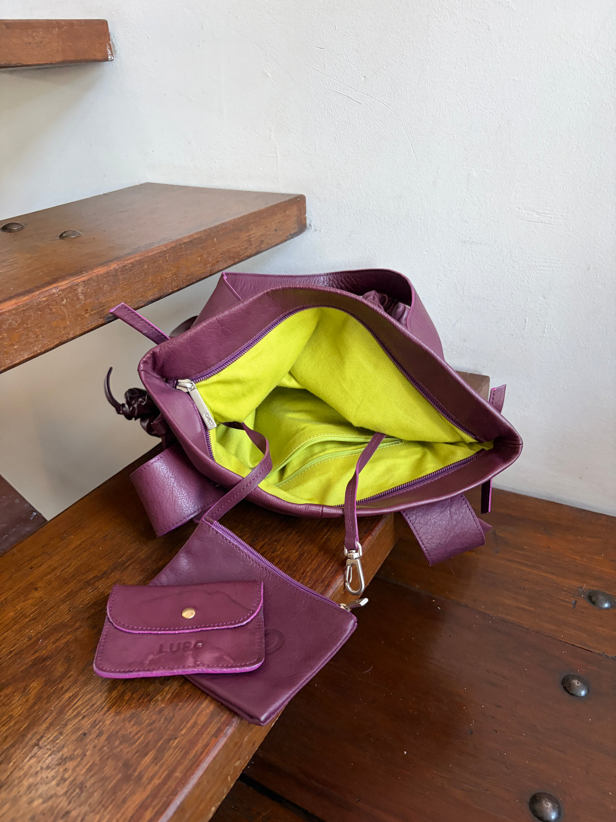 no 3246 / LEATHER BAG