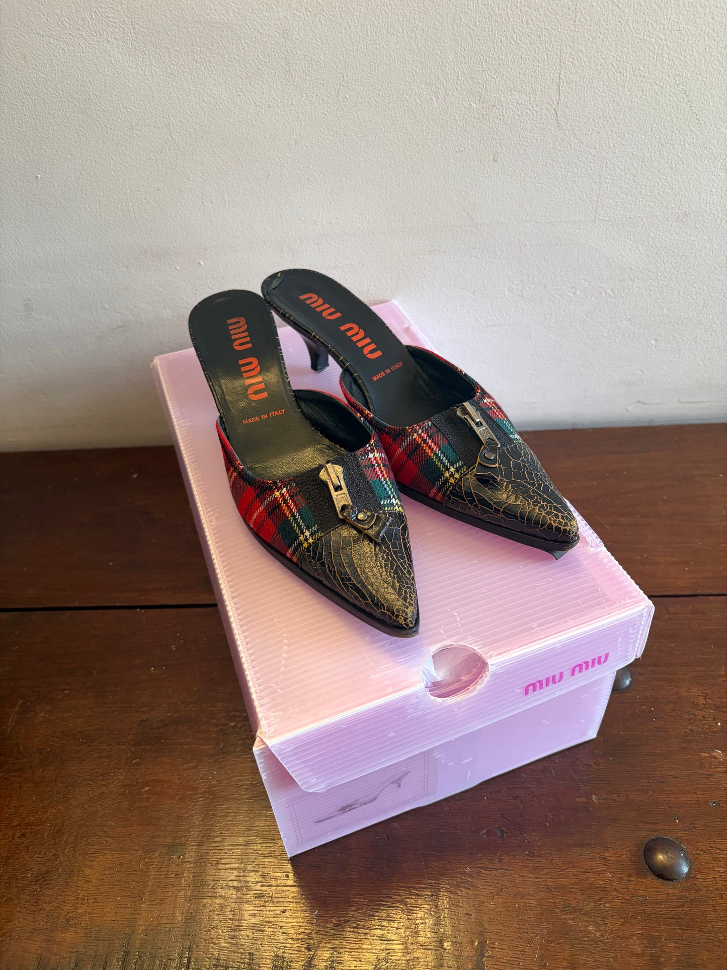 no 2615 / MIU MIU 36.5