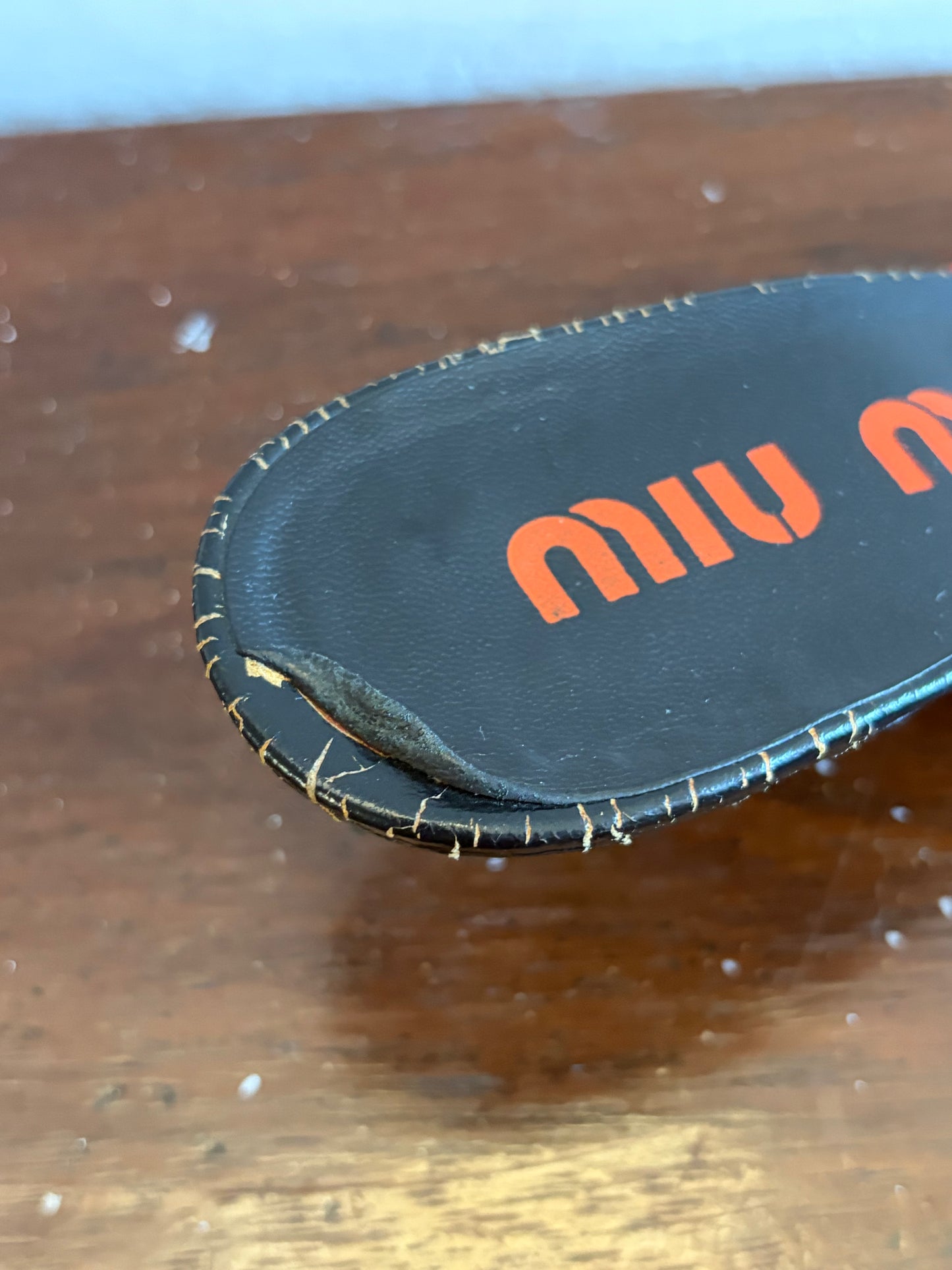 no 2615 / MIU MIU 36.5