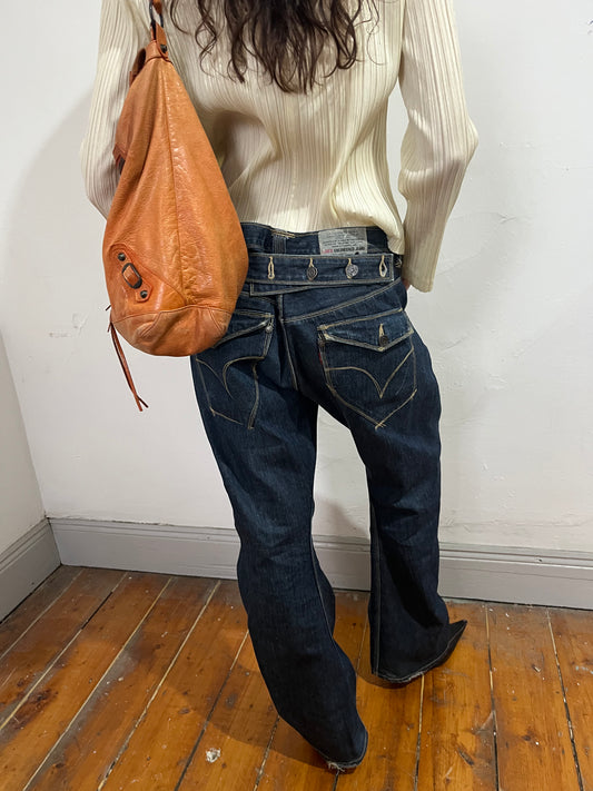 no 2493 / LEVIS ENGINEERED