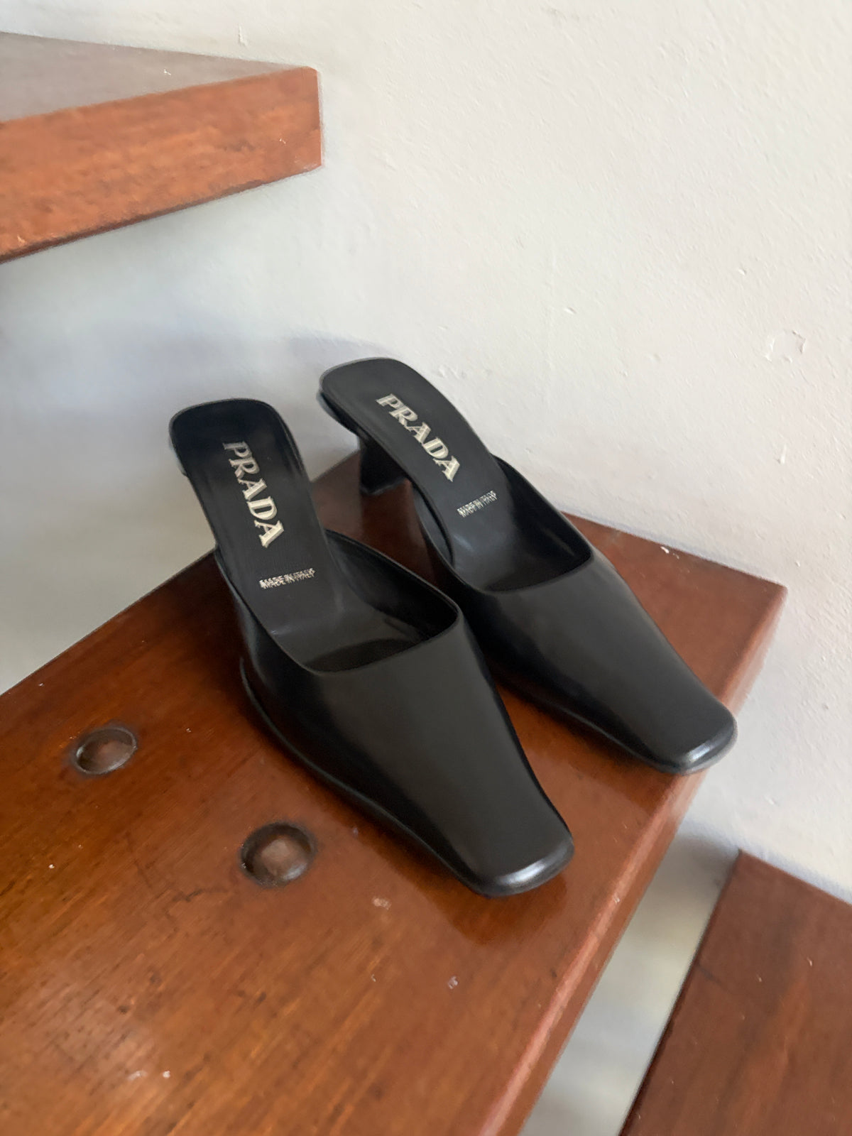 no 3374 / PRADA 37.5