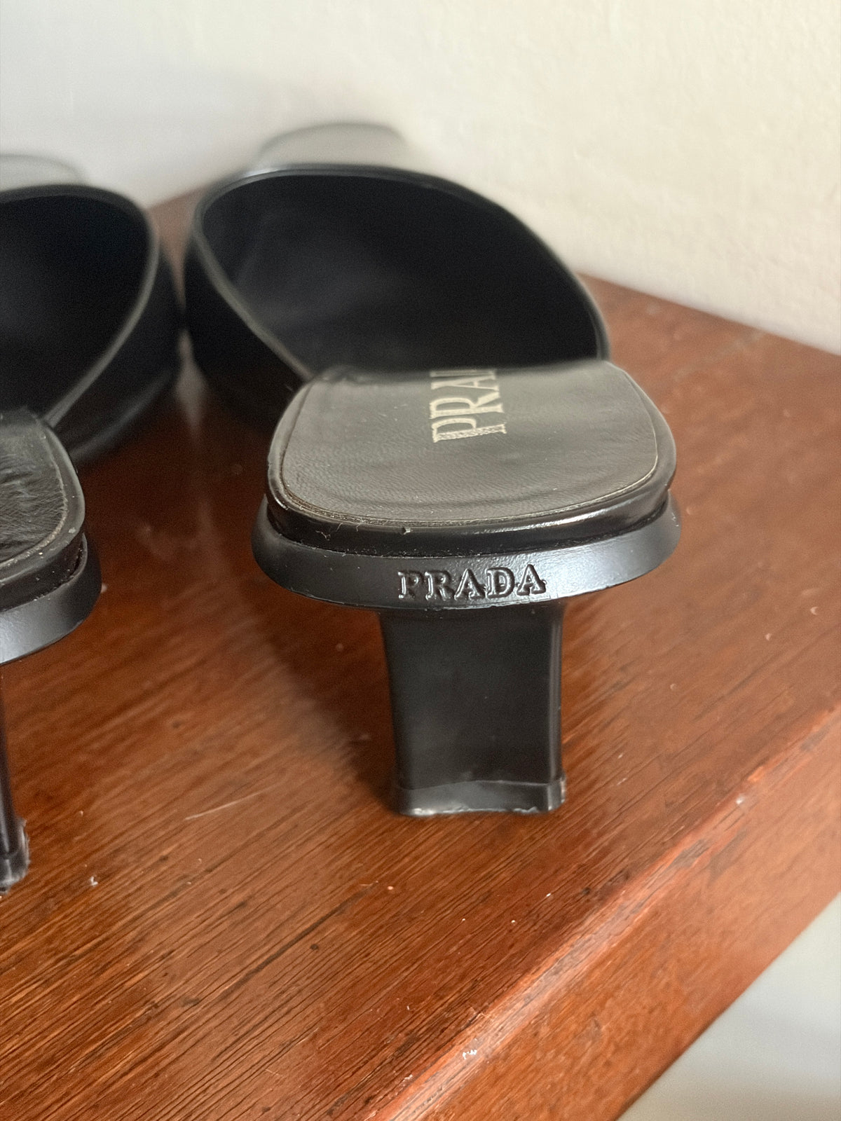 no 3374 / PRADA 37.5