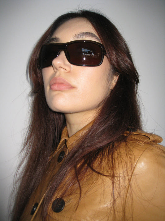no 3009 / PRADA