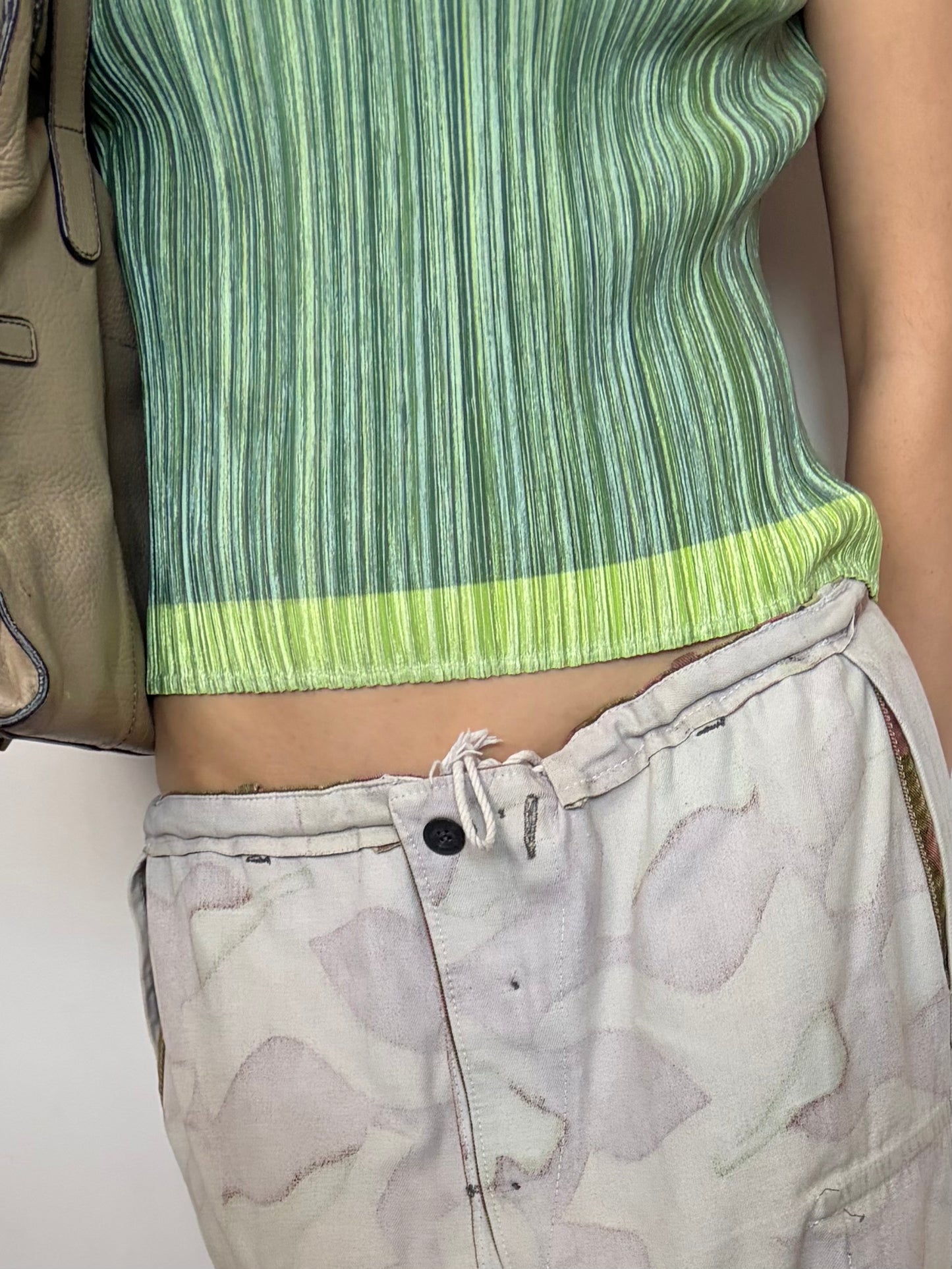 no 2996 / PLEATS PLEASE