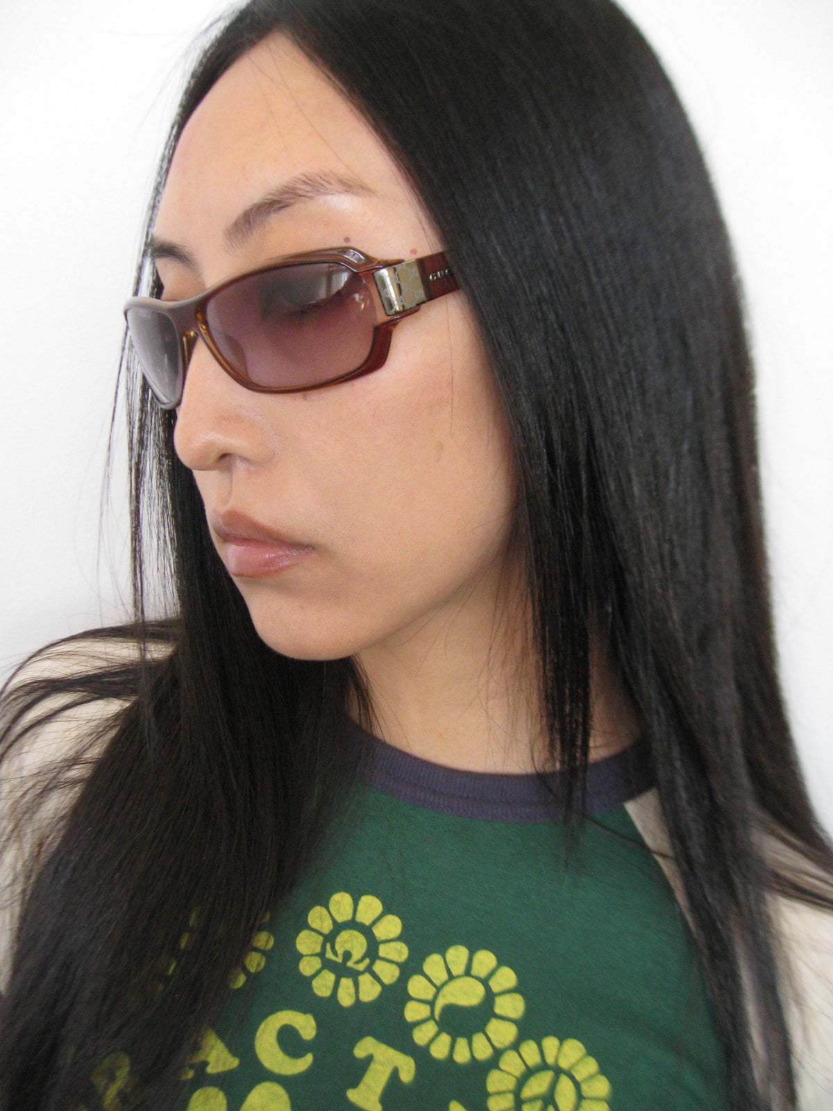 no 3302 / GUCCI