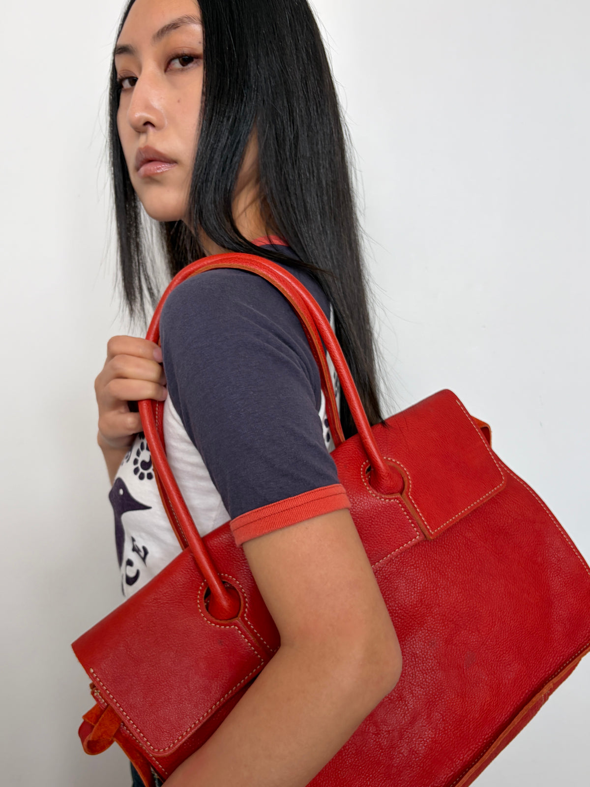 no 3282 / RED