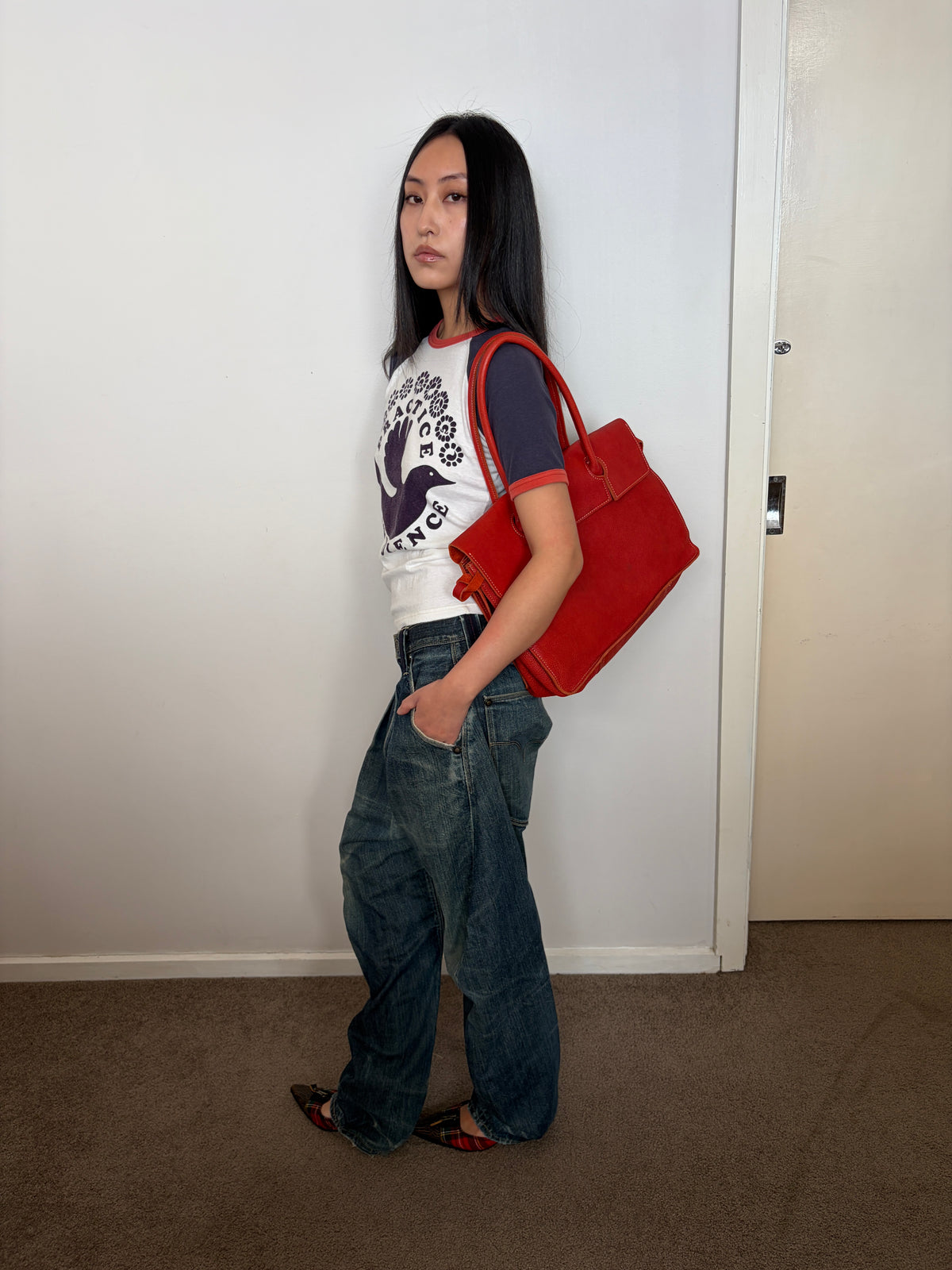 no 3282 / RED