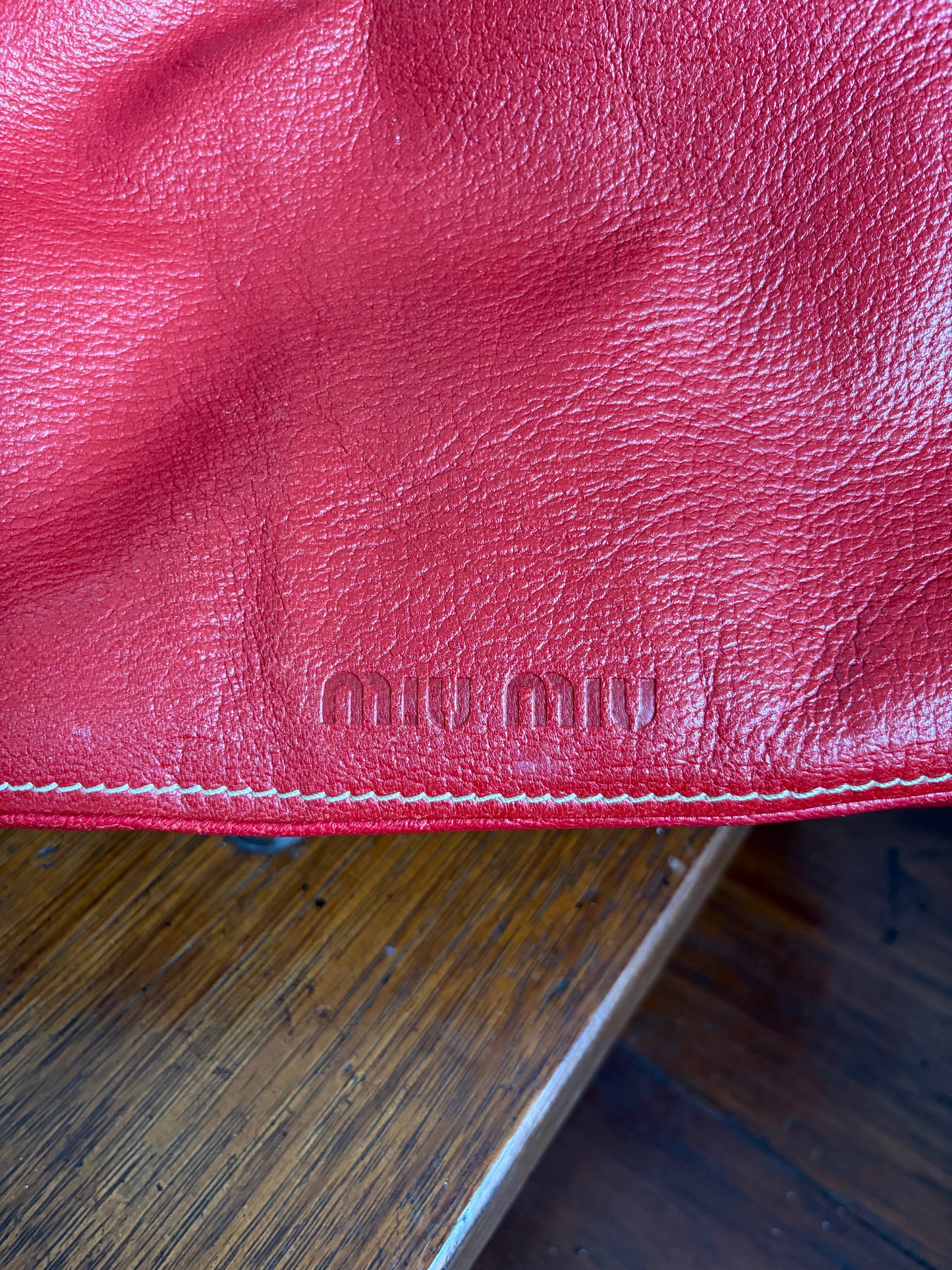 no 3002 / MIU MIU