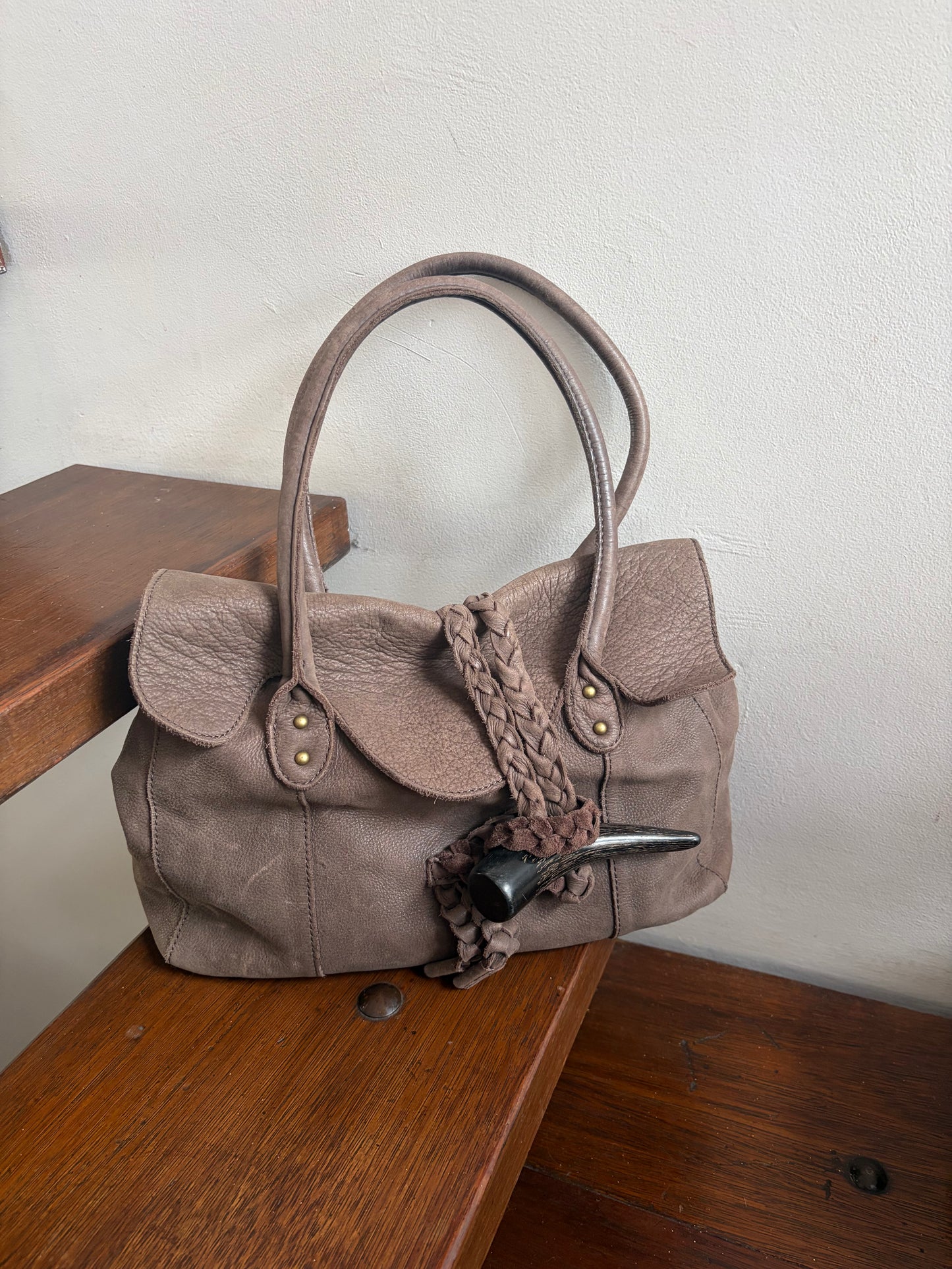 no 3005 / SUEDE