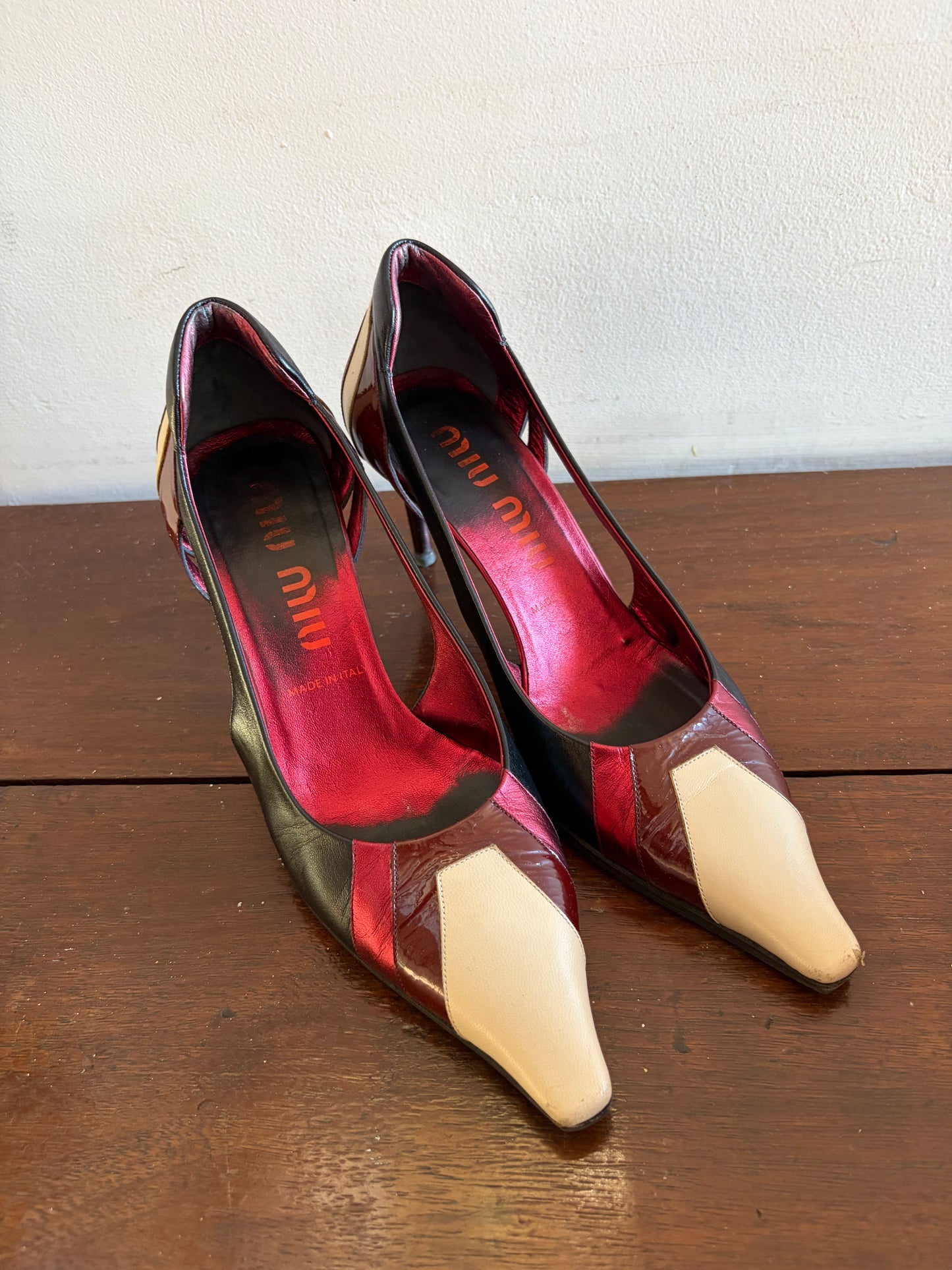 no 2641 / MIU MIU SS 2000