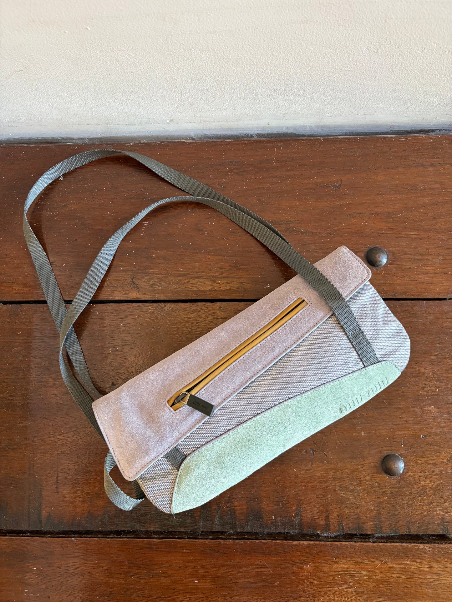 no 2643 / MIU MIU SS2000