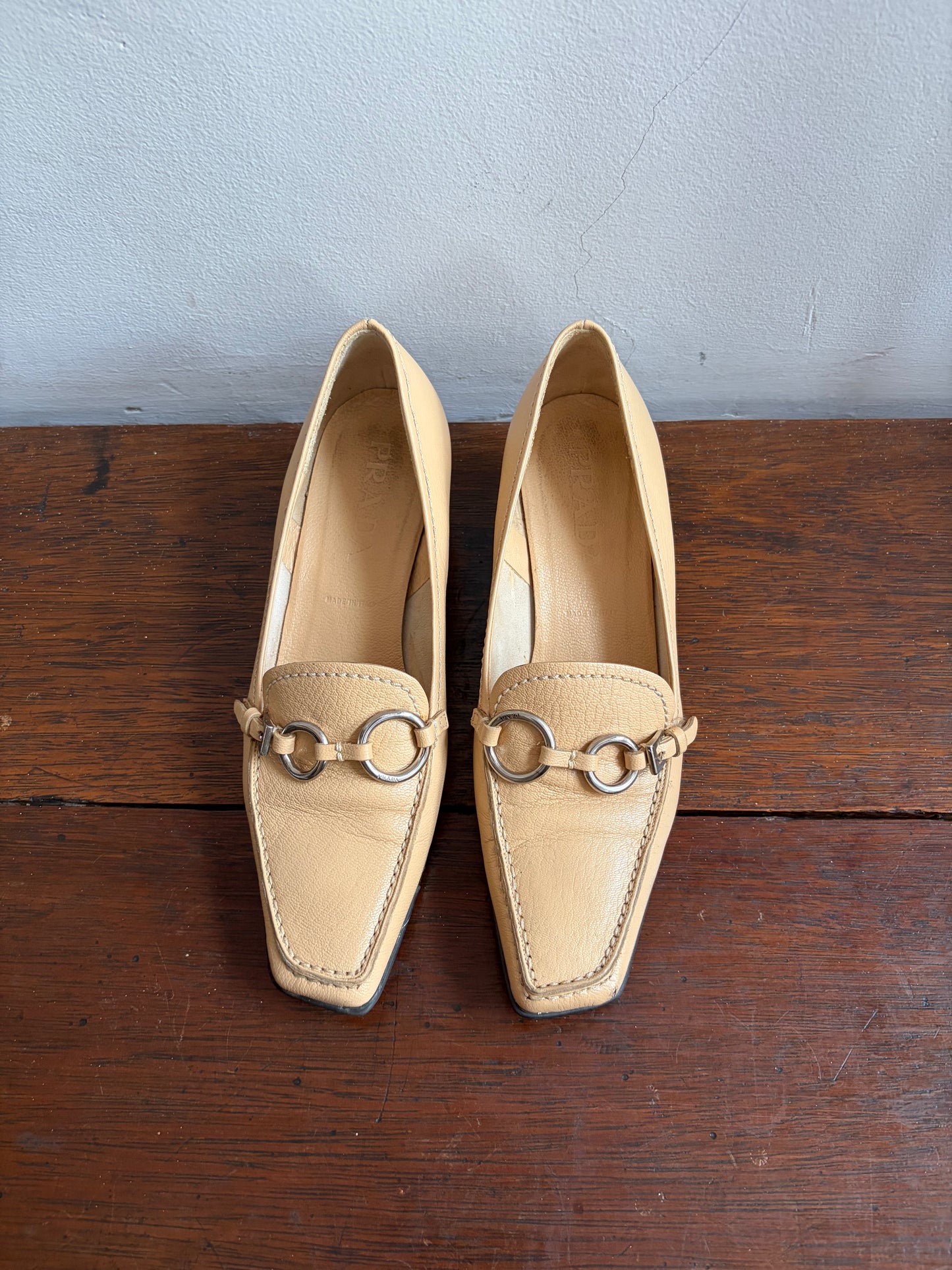no 3022 / PRADA