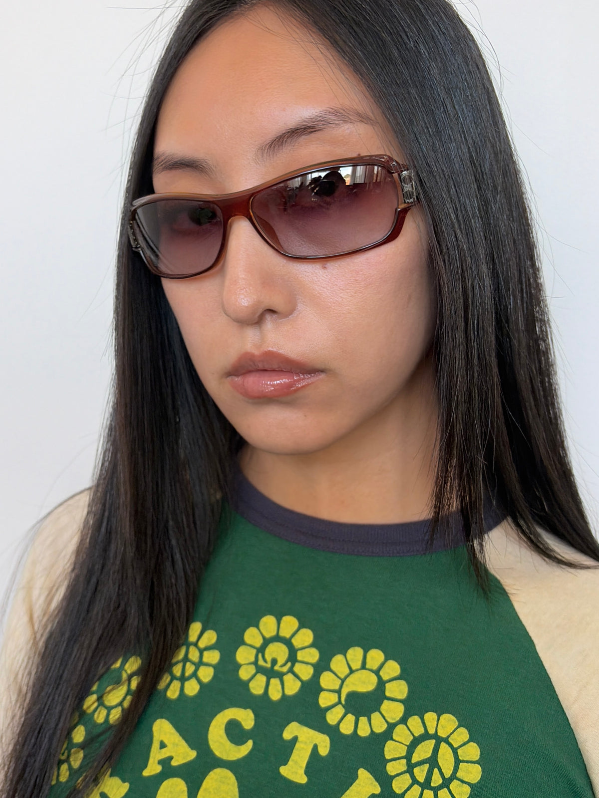 no 3302 / GUCCI