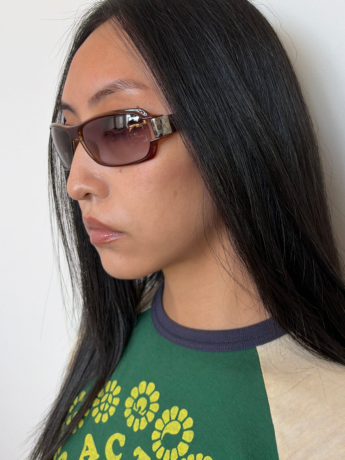 no 3302 / GUCCI