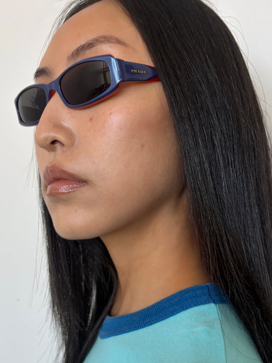 no 3303 / PRADA