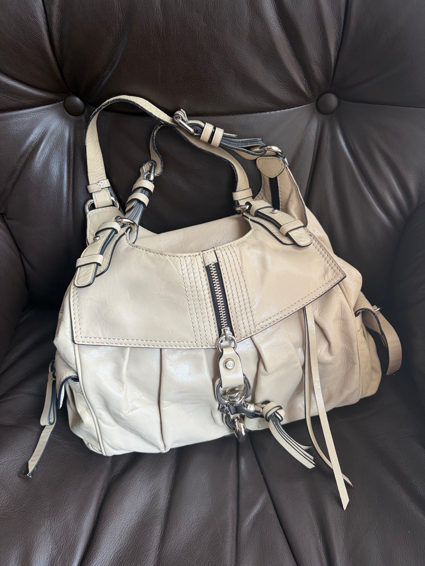 no 2566 / FRANCESCO BIASIA