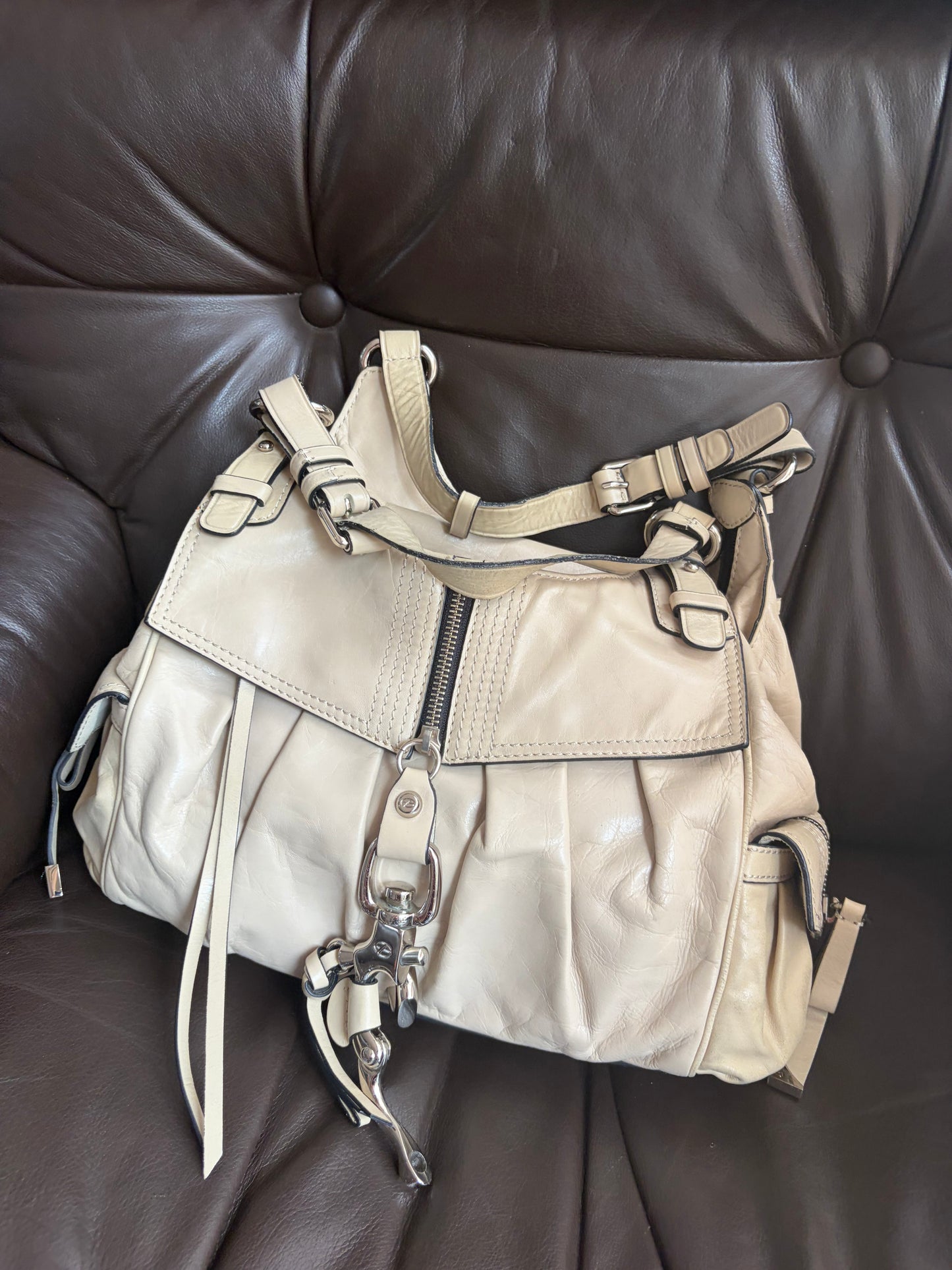 no 2566 / FRANCESCO BIASIA