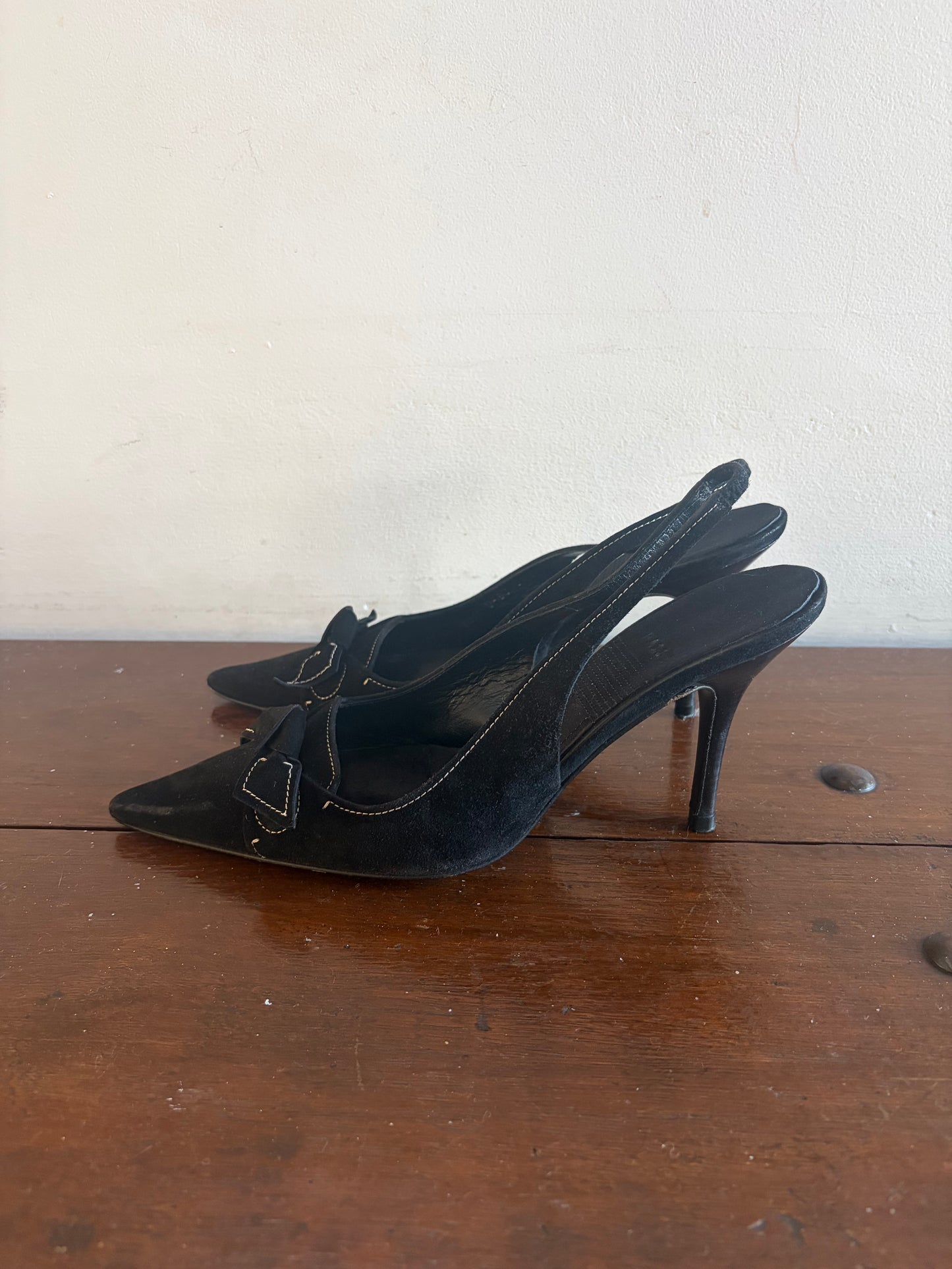 no 3142 / BALLY
