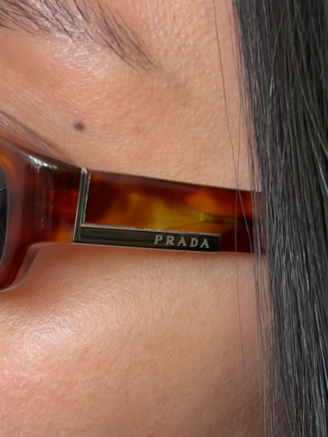 no 3306 / PRADA