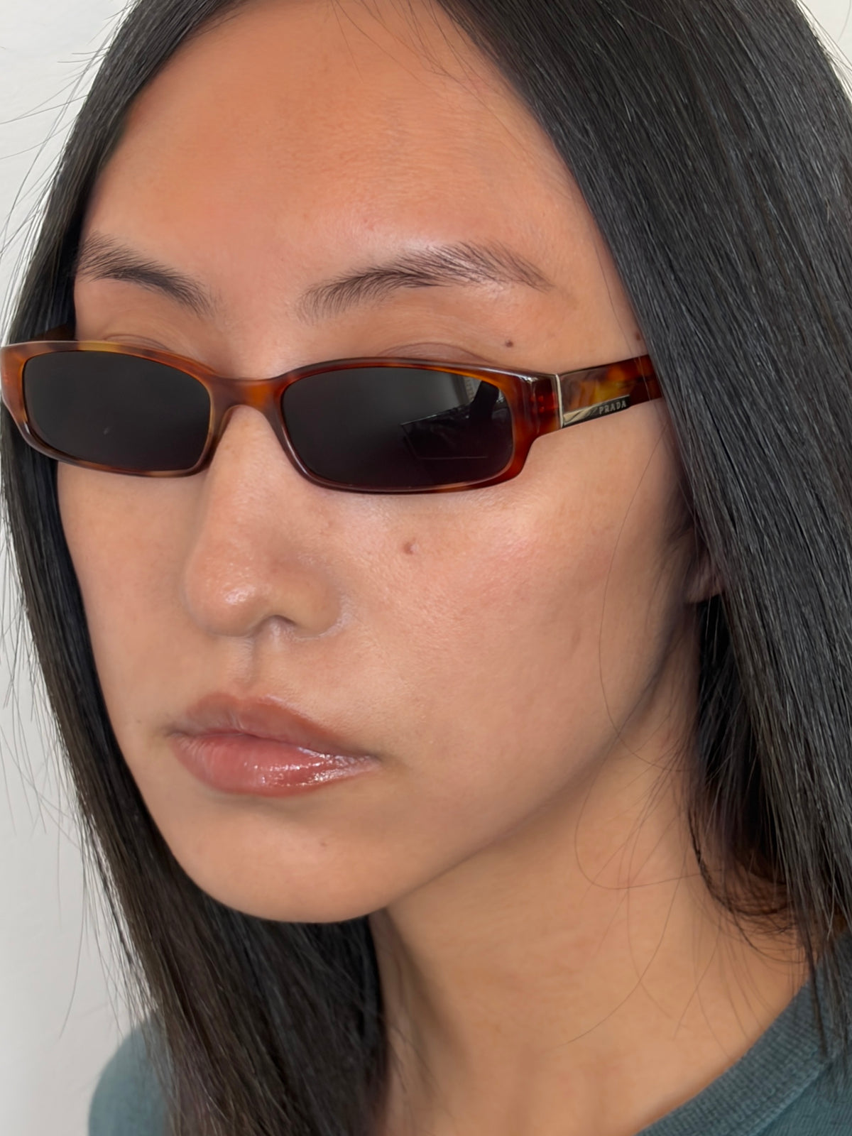no 3306 / PRADA