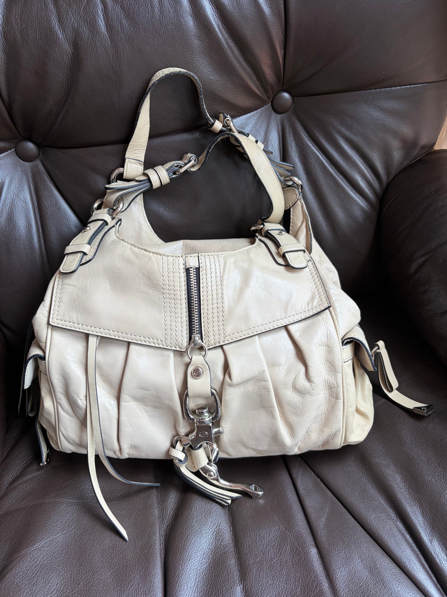 no 2566 / FRANCESCO BIASIA