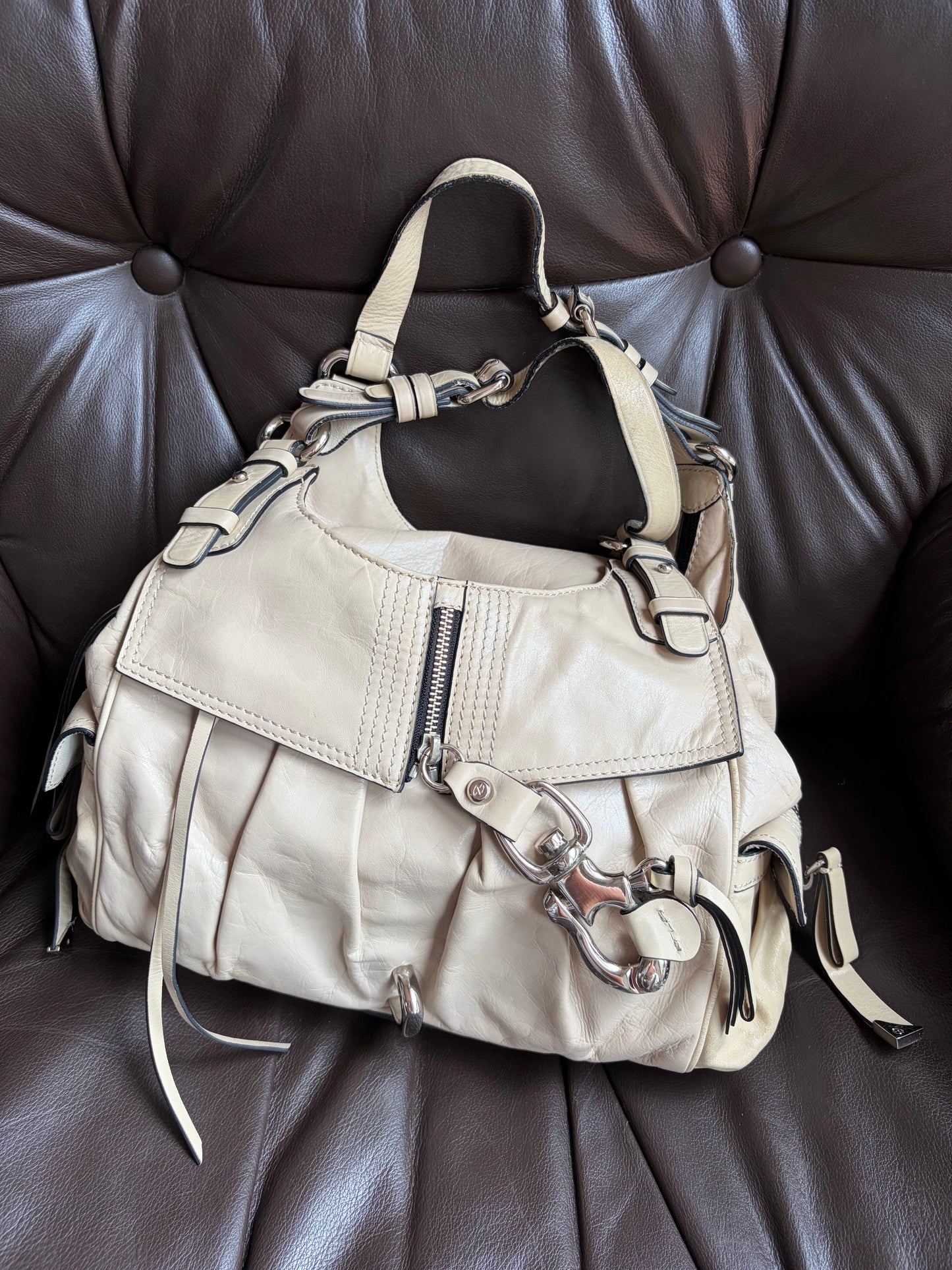 no 2566 / FRANCESCO BIASIA