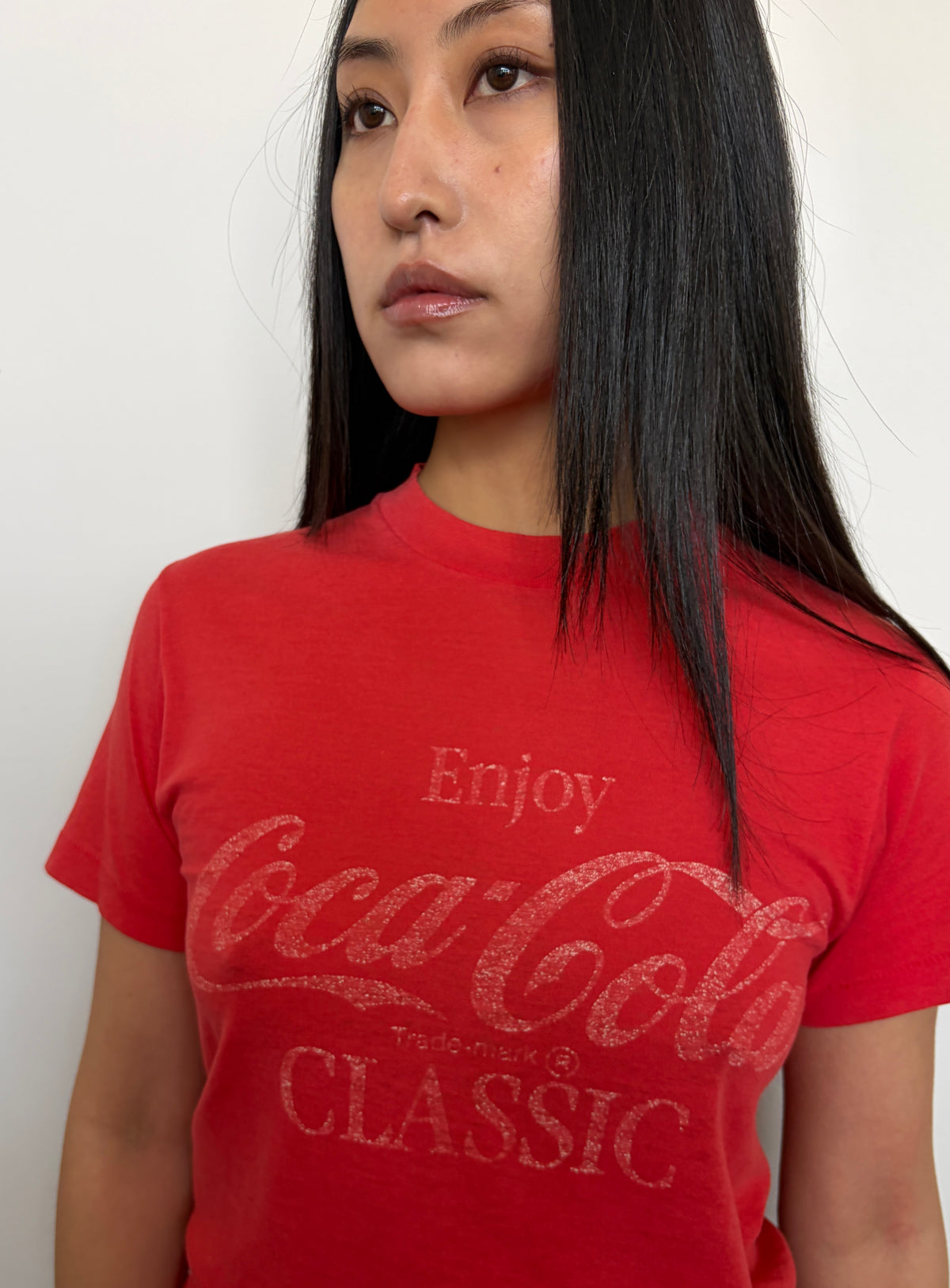 no 3319 / 80s TEE