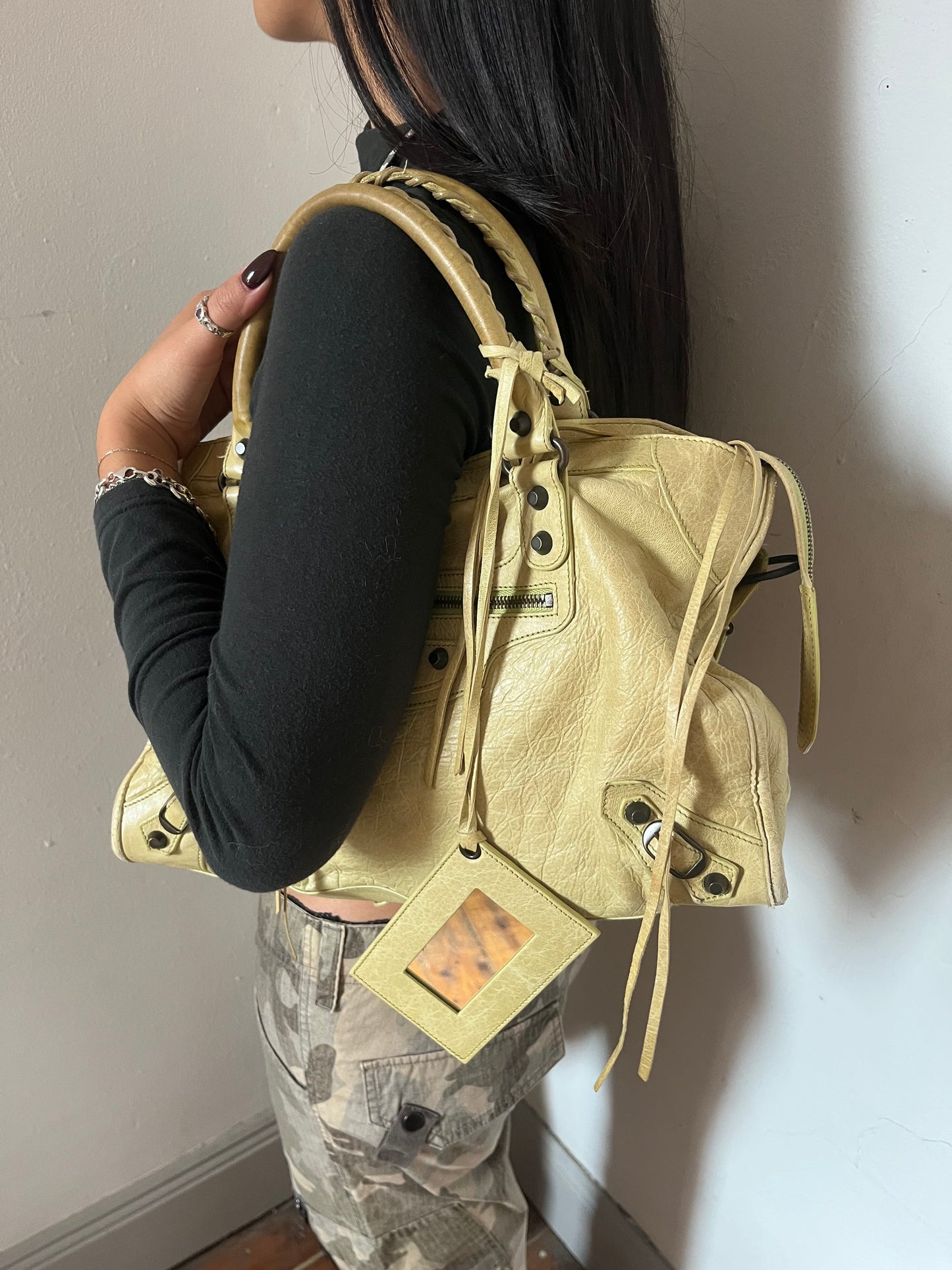 no 2600 / BALENCIAGA