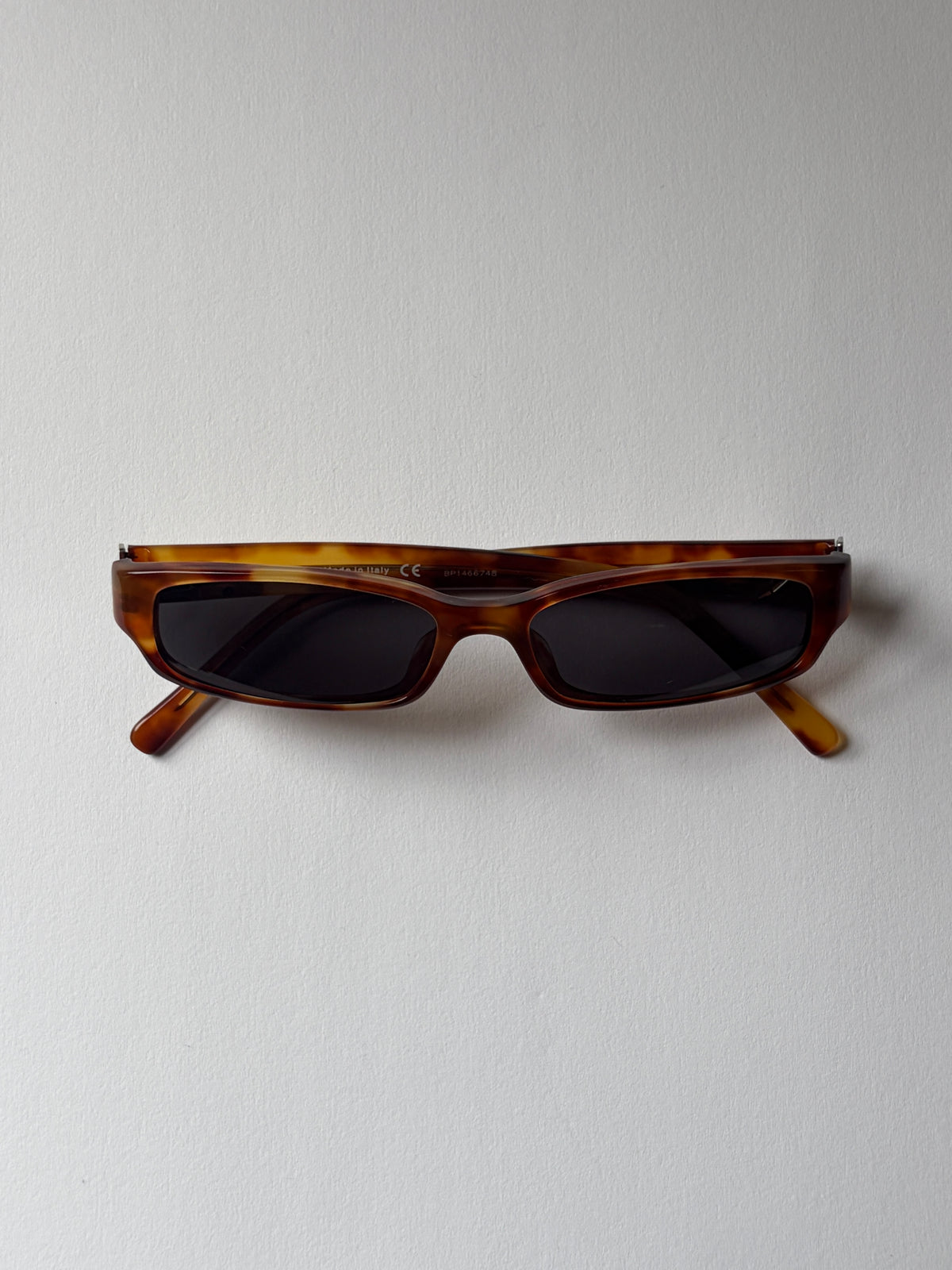 no 3306 / PRADA