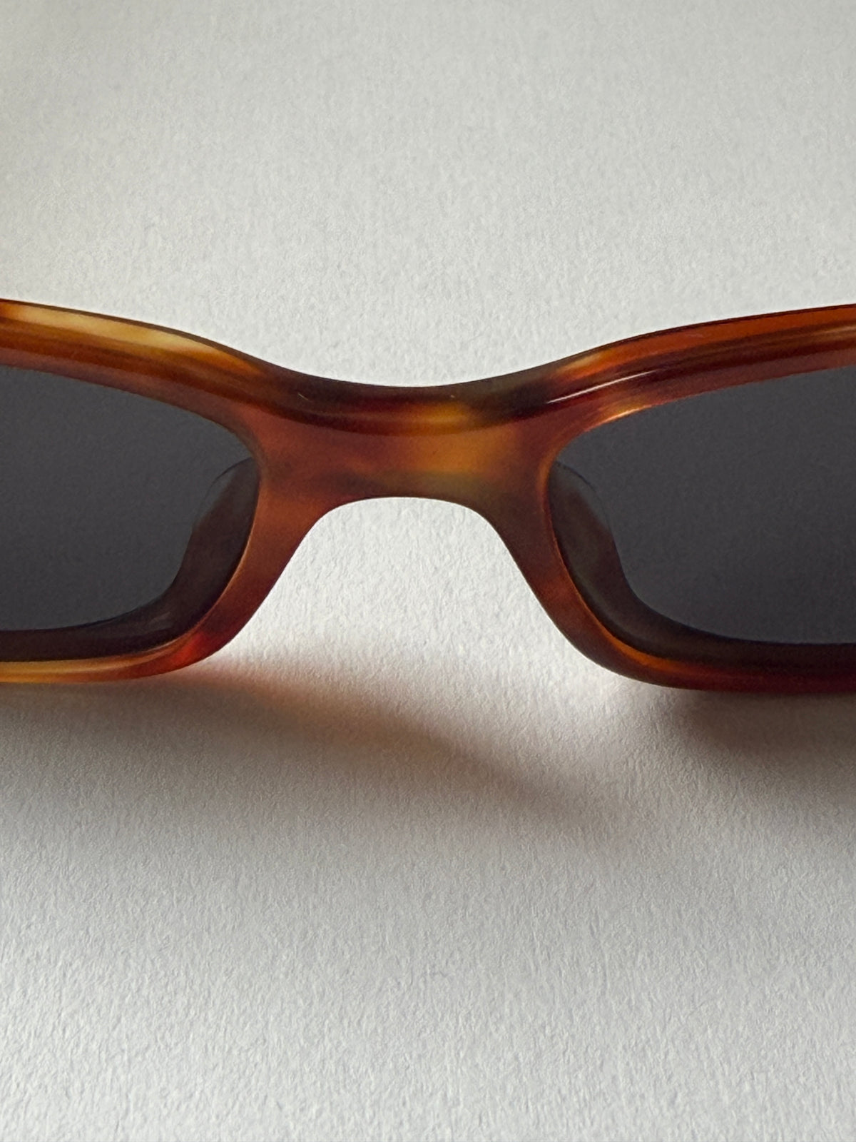 no 3306 / PRADA