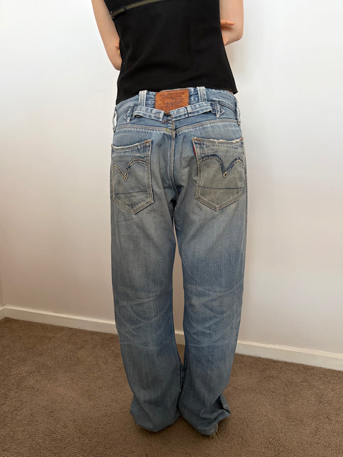 no 3159 / LEVIS